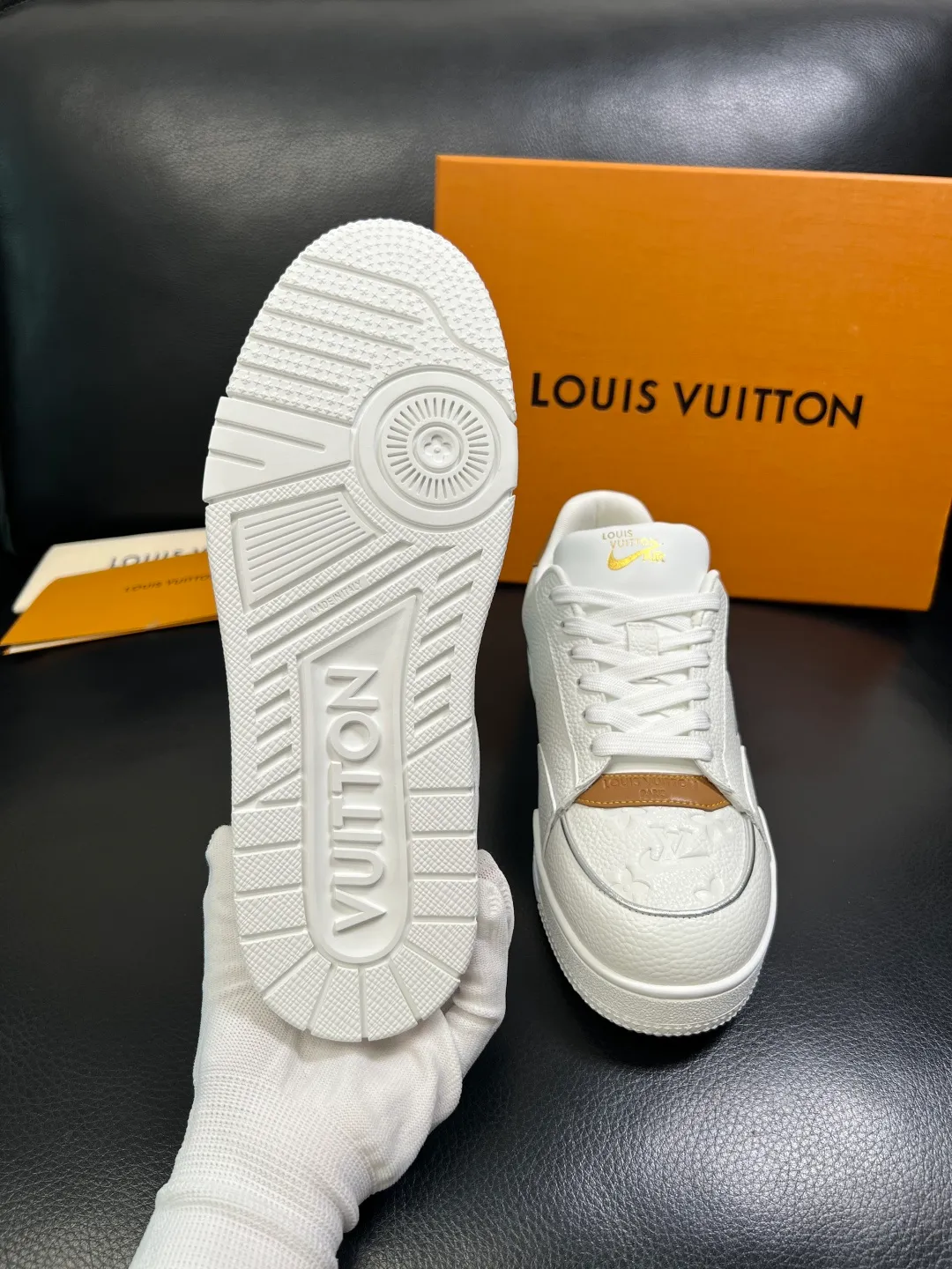 Men's shoes 💰840 Lv high quality top crafts Louis Vuitton, sports sneakers counter synchronization, uppers imported from Italy, high-quality splicing colorful complex crafts, imported mesh pads soft and comfortable, soles: original soles specially provided by the original factory, T men's shoes 💰U exclusive movable molded soles super comfortable, original factory single goods, code number 39-44 (customized 38 45)